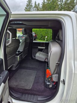 Ford F-150 3.5 V6 EcoBoost LARIAT 4x4 – TOP výbava - 8
