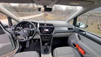 Predám VW Touran Comfortline 2.0 Tdi 110kW - 8