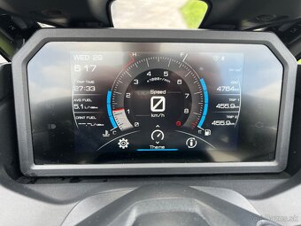 Yamaha Tmax TECH Max 560 - 8