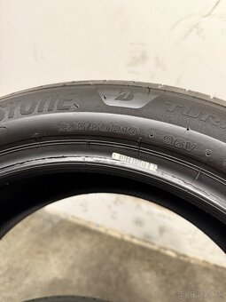Letné pneumatiky 225/50/19 Bridgestone Turanza 6 - 8
