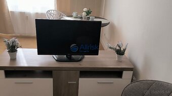 SLNEČNÝ, 3 IZBOVÝ BYT PO ČERSTVEJ KOMPLETNEJ REK. PRI OC CEN - 8