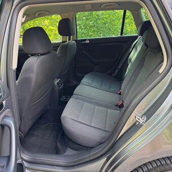 Volkswagen Golf 2.0 TDi 103kW - 8