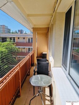 3-izb. nezariadený byt v Karlovej Vsi na Púpavovej ul. vráta - 8