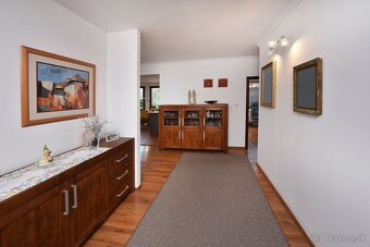 Predaj novostavba rodinného domu 6 izbový s garážou a pozemk - 8