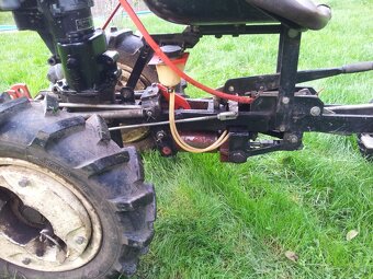 Malotraktor Vari QUATTRO - 8