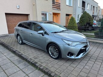Toyota Avensis Combi 1.8i Valvematic - 8