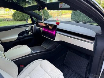 TESLA MODEL X PLAID 2026 - 8