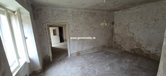 Rodinný dom v centre obce Štítnik - 8