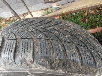 Elektróny Mercedes 5x112 na zimných pneumatikách 215/60R16 - 8