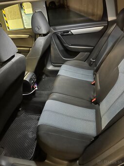 Predám Volkswagen Passat B7 - 8