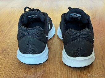 Tenisky Nike, veľkosť 42 - 8