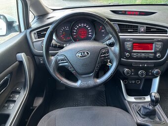 Kia ceed sw - 8