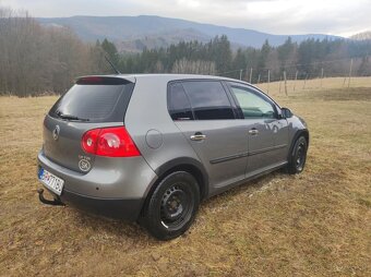 Golf V - 8