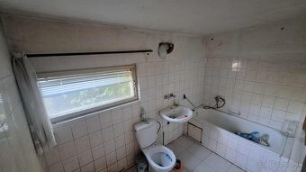 IBA U NÁS PREDAJ-4 izbový dom na Alžbetinom Ostrove v KN - 8