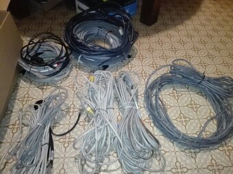 Nabíjačky, Adaptery, Káble VGA,LAN atd. - 8