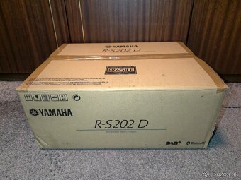 Yamaha - 8