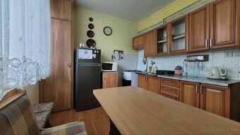 ČIERNOMORSKÁ ul. - 2 IZB BYT pri JAZERE, KOŠICE, 6. posch., - 8