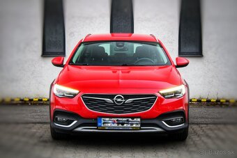 Opel Insignia country tourer - 8