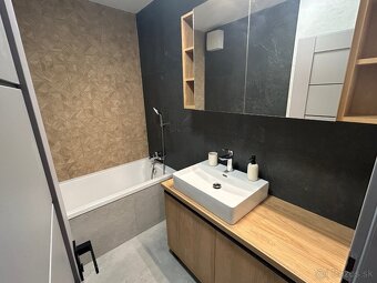 MODERNÝ 2i BYT v NOVOSTAVBE PANORAMA - 2x PARKING - 8