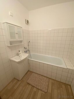 Prenájom 1-izbovej bytu - 8