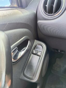 Predám daciu Duster 1.5 dci 2016 - 8