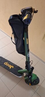 Elektrická kolobežka JEEP. - 8
