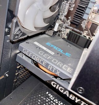 herný PC LYNX Grunex Gamer 2023 + MSI monitor 27” - 8