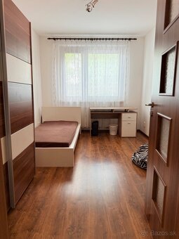 3i BYT S LOGGIOU, ZAČIATOK PETRŽALKY, FARSKÉHO ULICA - 8