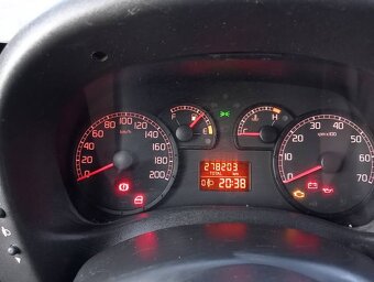 Fiat Doblo 1,9 JTd, rok výroby 2006 - 8