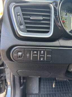Kia Ceed SW 1.6 CRDI Automatická prevodovka - 8