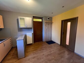 Na prenájom 1 izbový byt Brezno,40m2,zrekonšt.,zariadený - 8