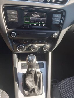 Škoda Octavia 1.6 TDI Style - 8