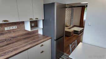 3izb byt so zariadením a lodžiou v kľudnom okolí - 8