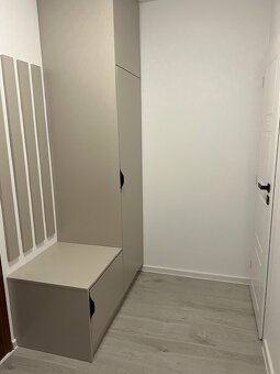 Novo zrekonštr. 2 izb. byt s loggiou, P.Horova - 8