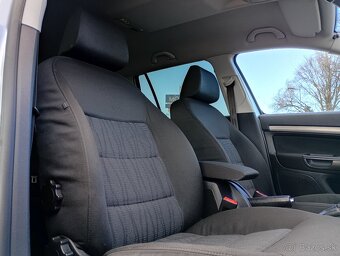 ŠKODA OCTAVIA 1.6TDI 105K COMBI ELEGANCE MAX. - 8