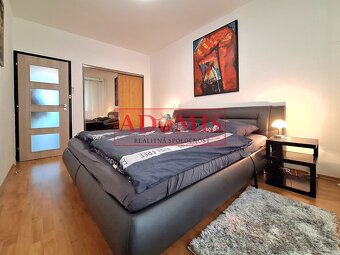 Predáme veľký 4izbový byt 94m2,Húskova ul.KVP,2x loggia,2x k - 8