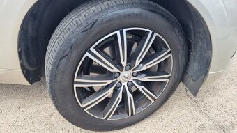 Volvo XC60 2,0 D5 Inscription 4x4 AT8 173KW SK auto - 8