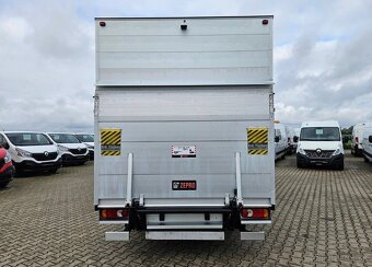 Peugeot Boxer 2.2 HDi 165 koni 8 paletovy kontajner rok 2021 - 8