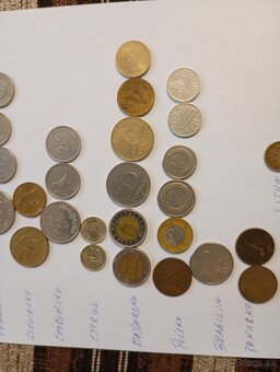 Hodnotné mince a bankovky. - 8