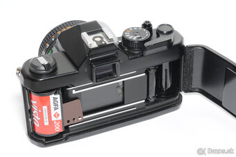 YASHICA FX3 SUPER 2000 - TOP stav - 8
