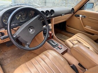 Mercedes SL 350 W107 - 8