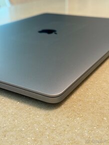 MacBook Pro 16 1TB Space Grey 2019 - 8