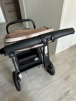 kočík Bugaboo Fox 2 + vajíčko Cybex Aton 5 - 8