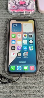 iPhone 11 64GB - 8
