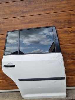 Rozpredam Touran 1.6 tdi - 8