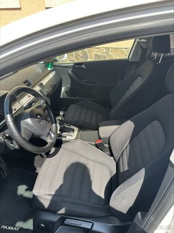 Predám VW Passat B6 2.0 TDi - 8