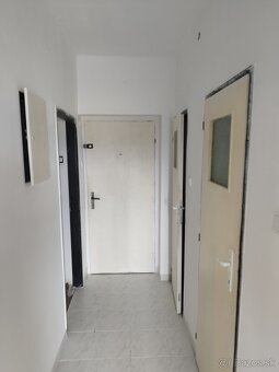 Predám 3izbový byt, Nemčice, okr. Topoľčany - 8