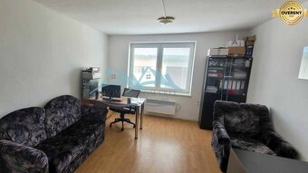 Skladové priestory 1500m2 vo Veľkom Krtíši. - 8