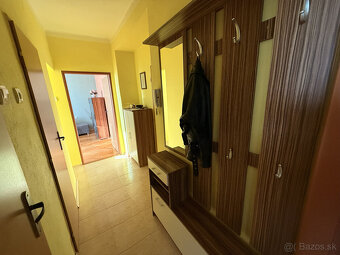 2 - izbový byt Školská ulica - 8