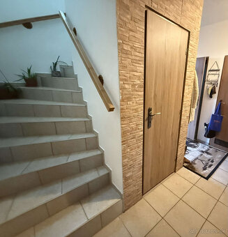 Nová cena - Rodinný dom s krásnou záhradou - 8